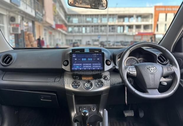 Toyota Vanguard 2013 Black