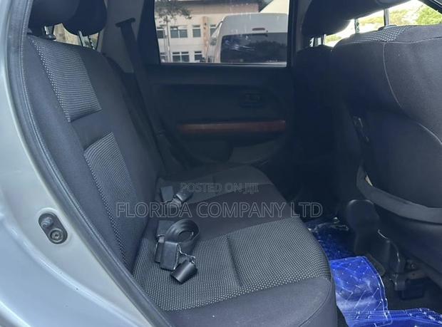 Toyota IST 2004 Silver