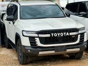 Toyota Land Cruiser LC300 2024 White for sale
