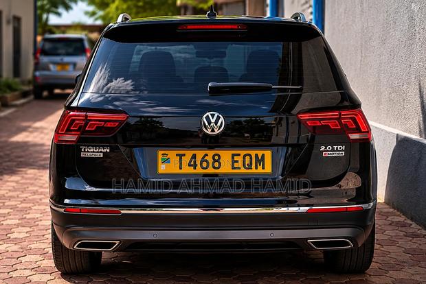 Volkswagen Tiguan 2019 Black