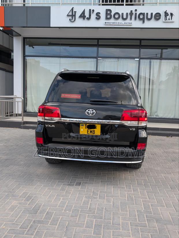 Toyota Land Cruiser 4.5 V8 TD 2019 Black