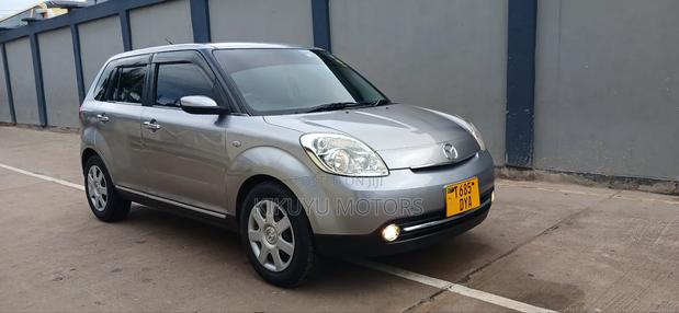 Mazda Verisa 2011 Silver