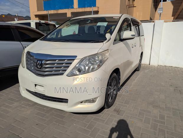 Toyota Alphard 2.4 Petrol FWD 2010 Pearl