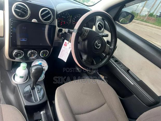Mazda Verisa 2009 Black