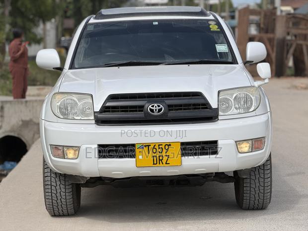 Toyota Hilux Surf 2009 White