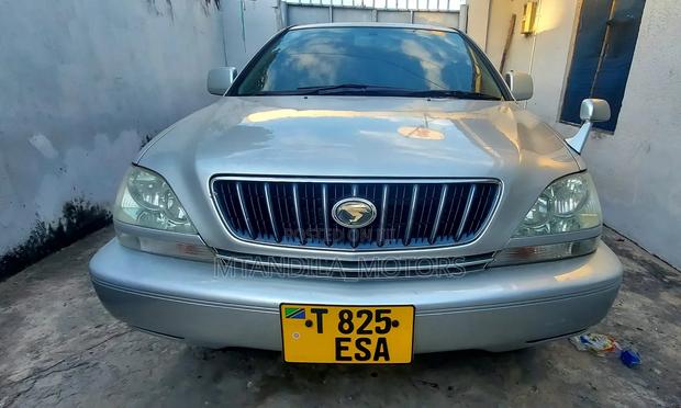 Toyota Harrier 2.4 2004 Silver