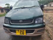 Toyota Noah 2.0 AWD (8 Seater) 2001 Ivory for sale