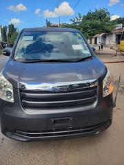 Toyota Noah 2.0 143hp AWD (7 Seater) 2009 Gray for sale