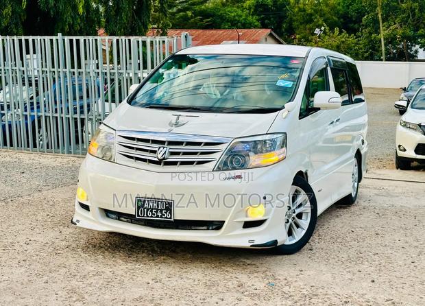 Toyota Alphard 2006 White