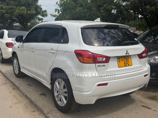 Mitsubishi RVR 2.0 2012 White