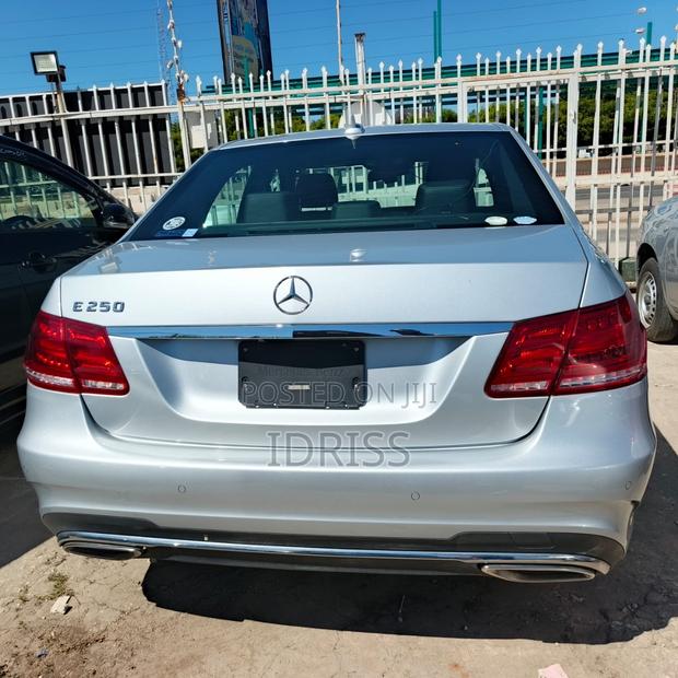 Mercedes-Benz E250 2016 Silver