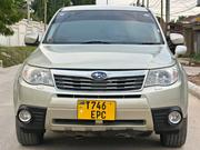Subaru Forester 2009 Gold for sale