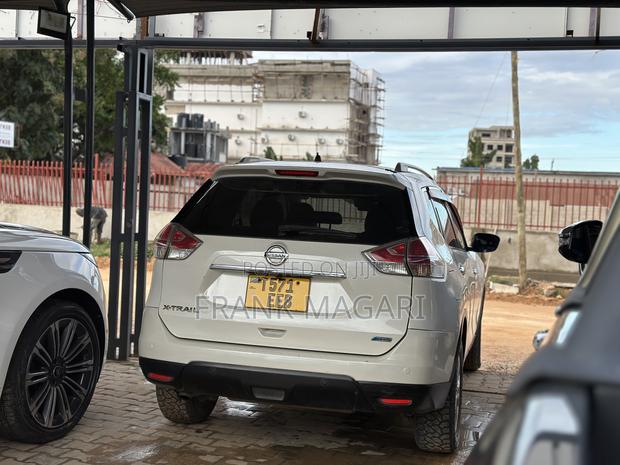 Nissan X-Trail 2013 White