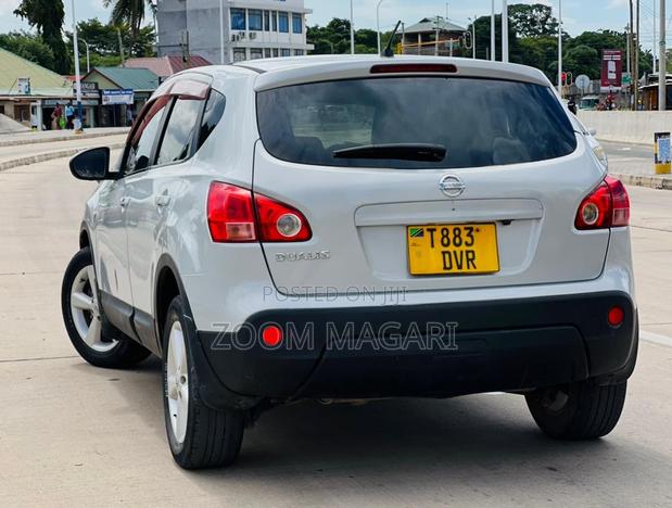 Nissan Dualis 2006 Off white