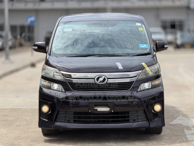 Toyota Alphard 2.4 Petrol FWD 2013 Maroon