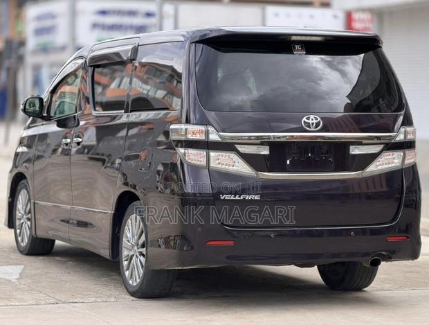 Toyota Alphard 2013 Black
