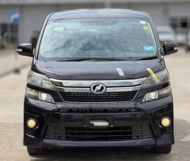Toyota Alphard 2013 Black