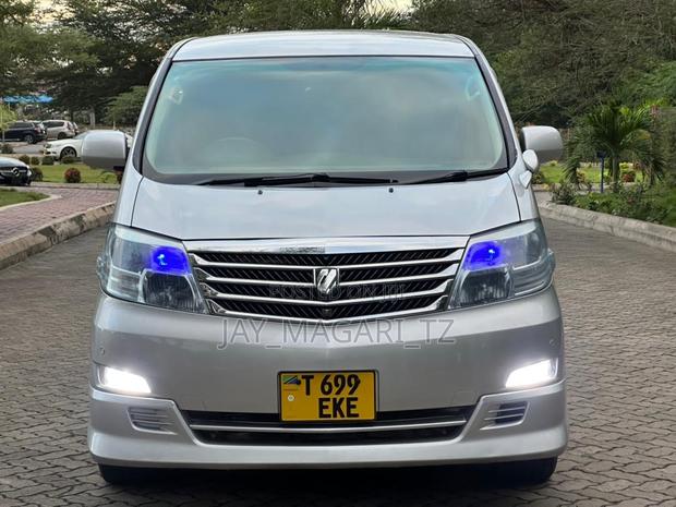 Toyota Alphard 2006 Silver