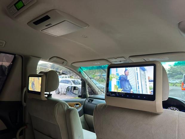 Toyota Alphard 2006 Silver