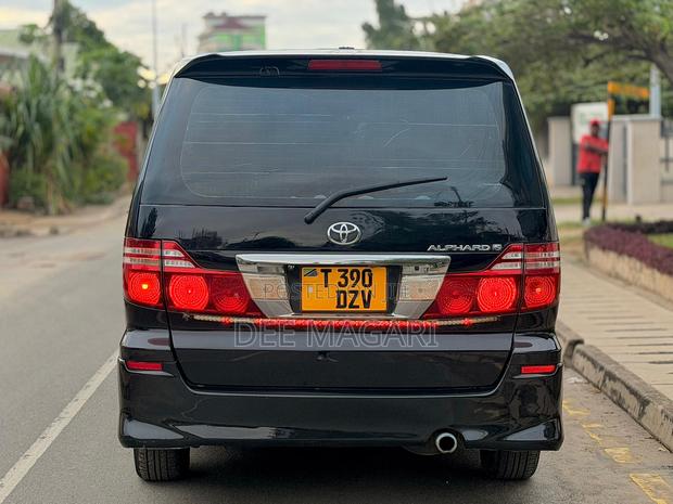 Toyota Alphard 2006 Black