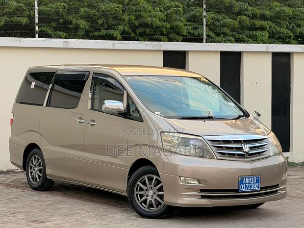 Toyota Alphard 2006 Gold