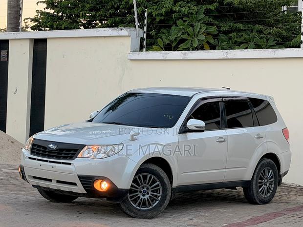 Subaru Forester 2011 White
