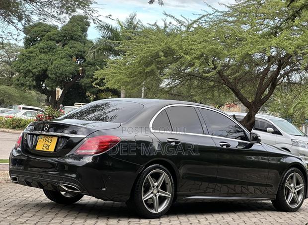 Mercedes-Benz C200 1994 Black