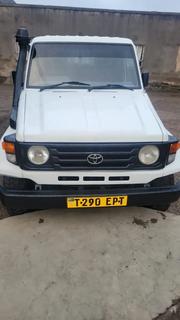 Toyota Land Cruiser 2000 White for sale