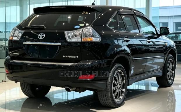 Toyota Harrier 2010 Black