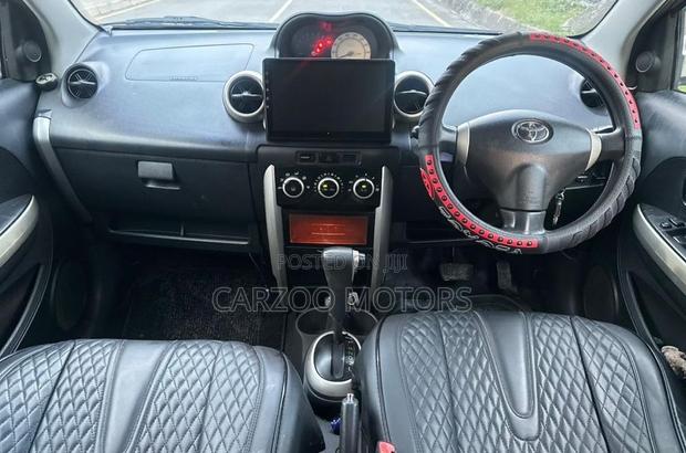 Toyota IST 2004 Beige