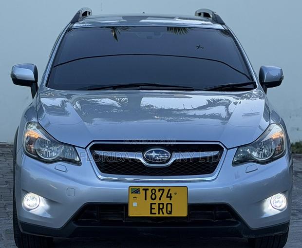 Subaru XV 2012 Silver