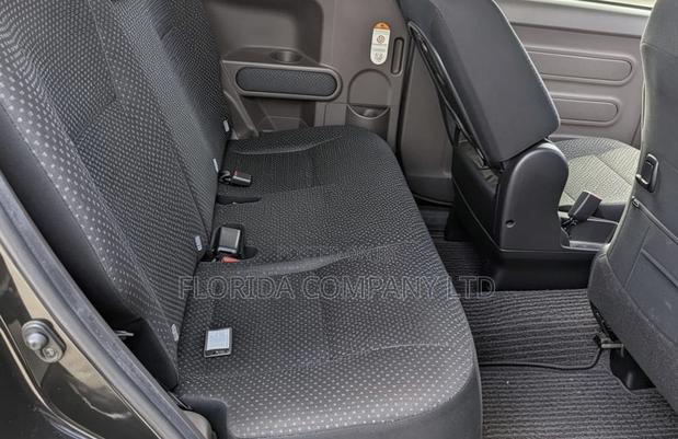 Toyota Porte 2015 Black