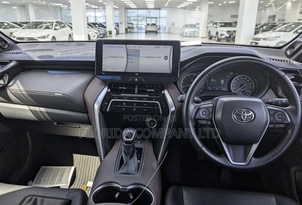 Toyota Harrier 2020 White