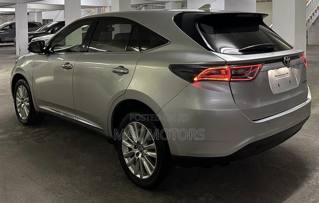 Toyota Harrier 2015 White