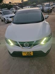 Nissan X-Trail 2015 White for sale