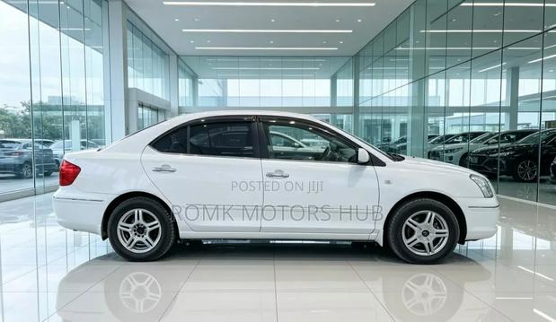Toyota Premio 2006 White