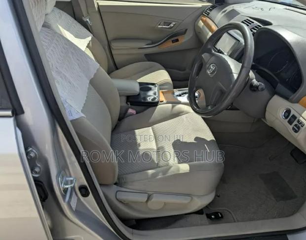 Toyota Premio 2009 Silver