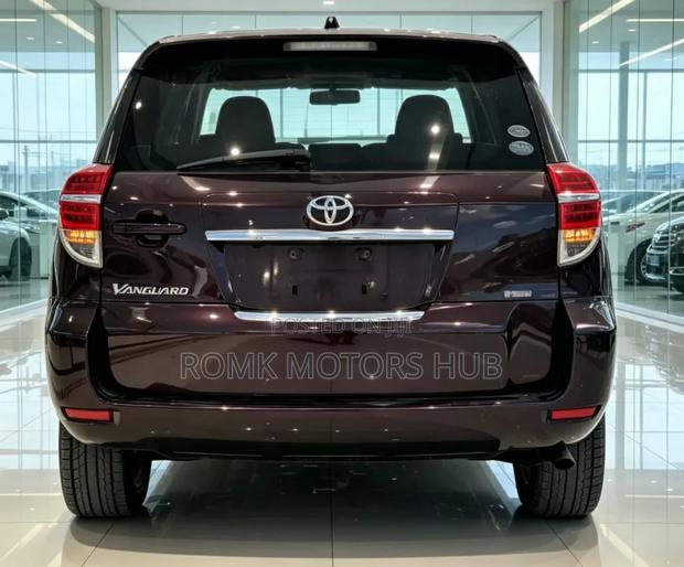 Toyota Vanguard 2013 Matt Black