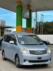 Toyota Noah 2011 Blue for sale