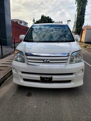 Toyota Noah 2008 Pearl for sale