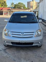 Toyota IST 2003 Silver for sale