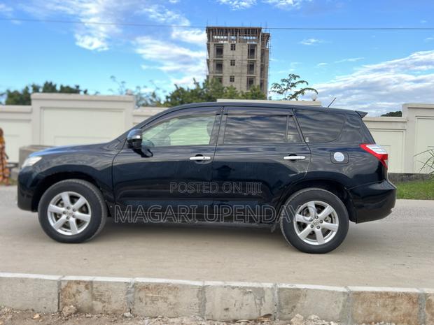 Toyota Vanguard 2009 Black