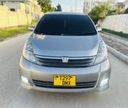 Toyota ISIS 1.8 L 2009 Gray for sale