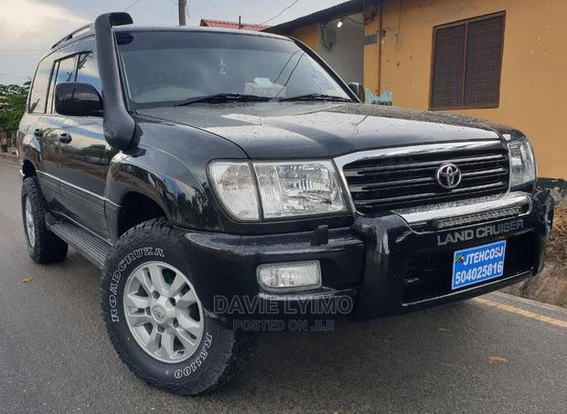 Toyota Land Cruiser 2005 Black