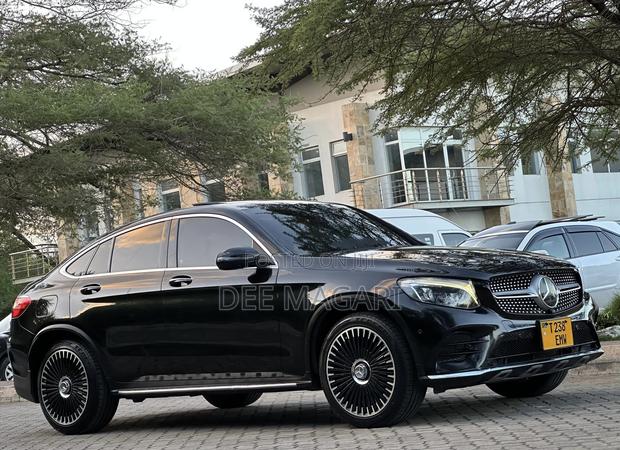 Mercedes-Benz GLC-Class 2017 Black
