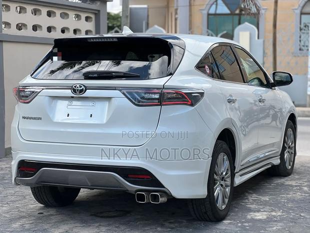 Toyota Harrier 2016 Pearl