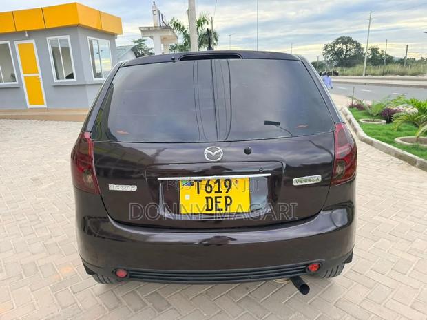 Mazda Verisa 2010 Black