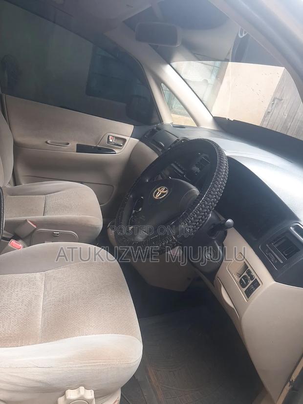 Toyota Corolla Spacio 2009 Gray