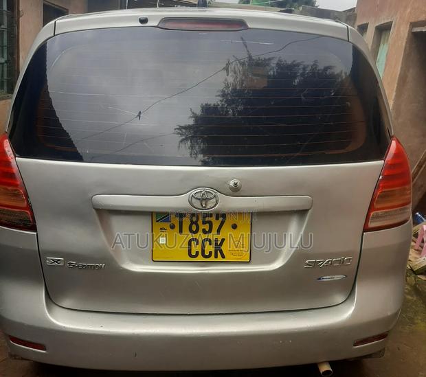 Toyota Corolla Spacio 2009 Gray