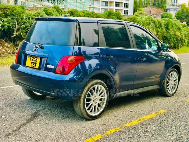 Toyota IST 2003 Blue
